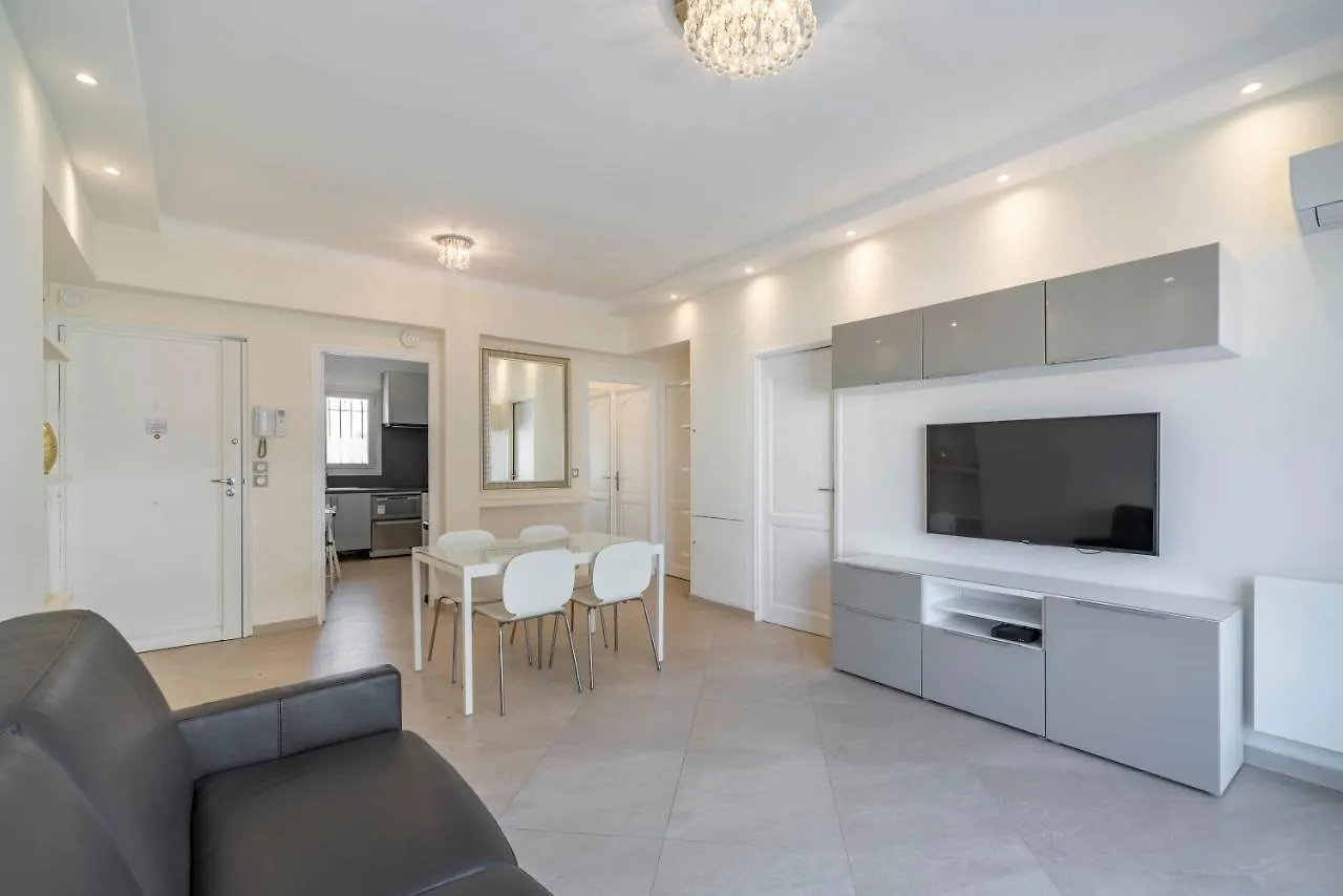 Wdf 2 Bedrooms 1Min Walk To Carlton Hotel Cannes